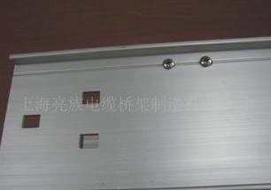鍍鋅金屬（shǔ）橋架鍍鋅的“冷”與“熱”