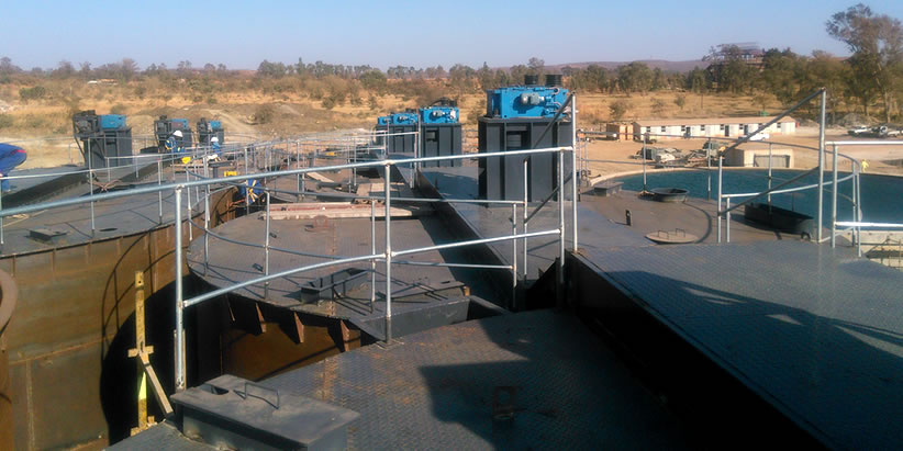 高（gāo）效濃縮機