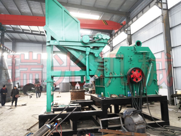 油漆桶撕碎機規格|油漆(qī)桶撕碎機產量|油漆桶撕碎機特點