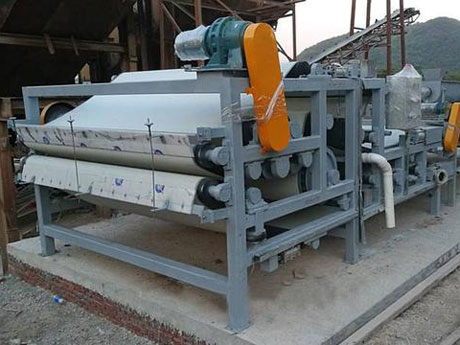 汙泥壓濾脫水機