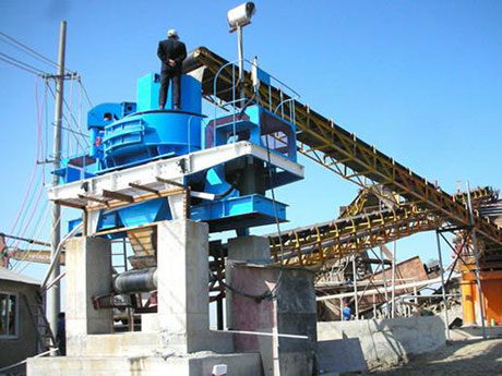 陶（táo）粒砂製砂機主（zhǔ）要用於（yú）實現對陶粒砂（shā）等物料的研磨製（zhì）砂